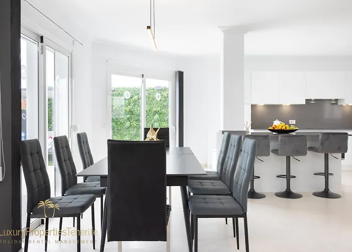 Tropical Costa Adeje (Tenerife)